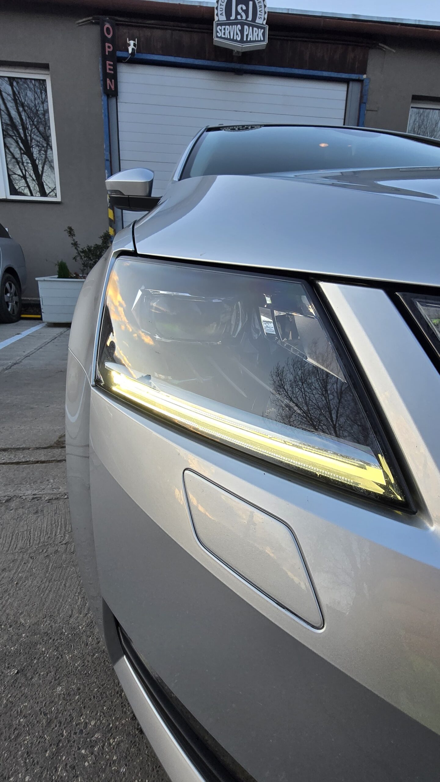 Škoda octavia combi plný