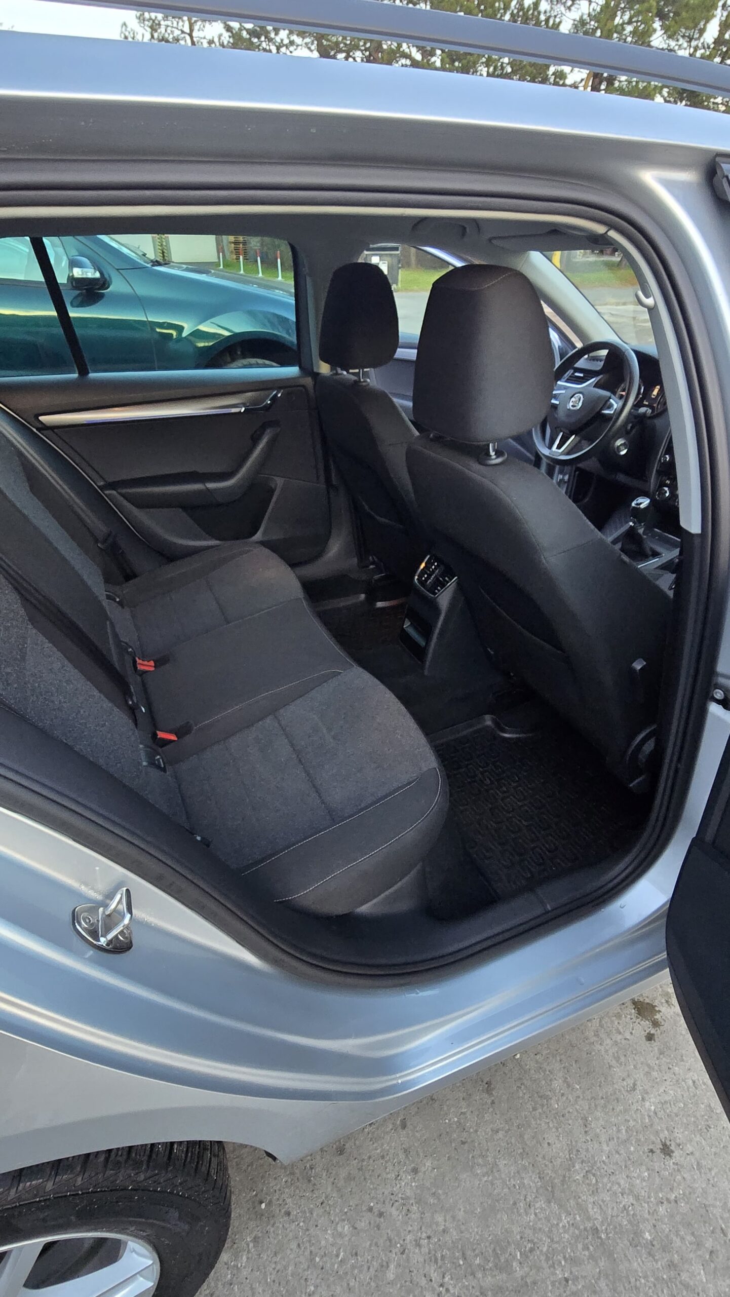 Škoda octavia combi plný